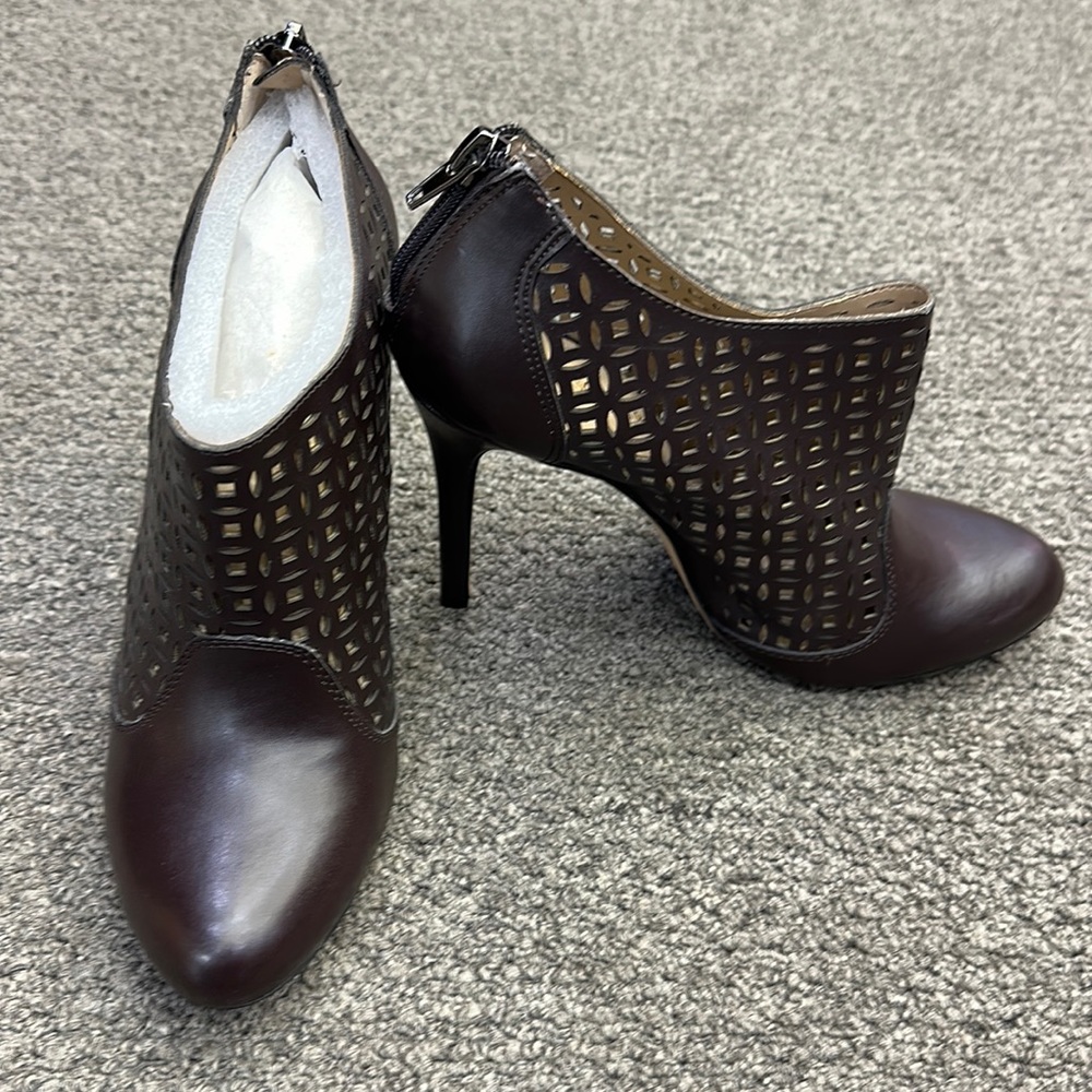 Sole society booties, brand new